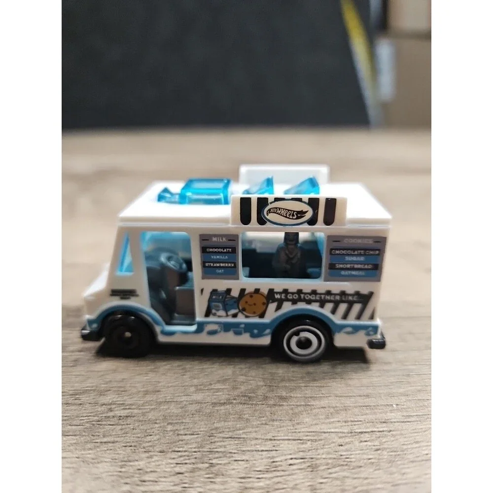 Hot Wheels Quick Bite Diecast 1/64 Mattel Loose Toy Car